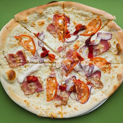 Куриное филе, бекон, соус тартар в Semplice Secondfloor по цене 550 ₽