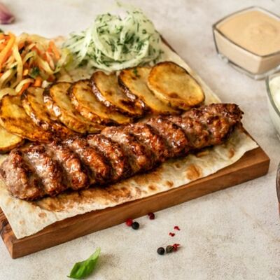 Ланч с кебабом из барашка в Шампурико по цене 489 ₽