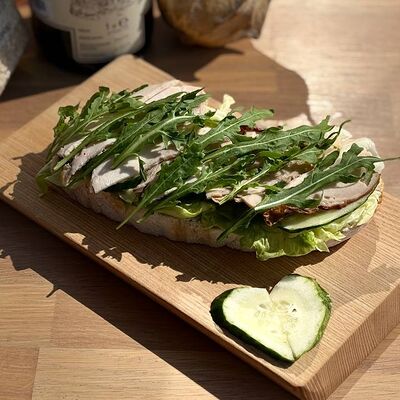 Брускетта с бужениной в Искра по цене 550 ₽