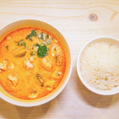 Суп Том ям в Китайский фонарик по цене 680 ₽