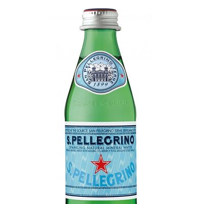 Минеральная вода San Pellegrino в Ченто Пицца по цене 260 ₽