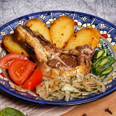 Казан-кабоб с бараниной в KAZAN BISTRO по цене 880 ₽