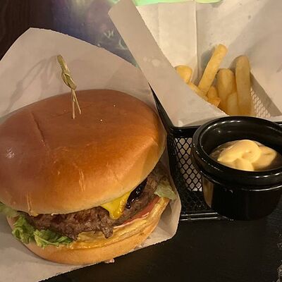 Бургер Зеленая феяв Зеленая фея по цене 850 ₽