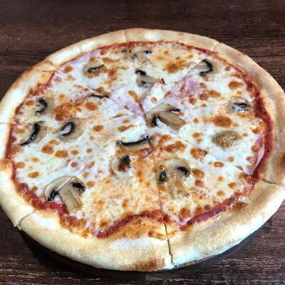 Пицца Колизей в Pizza Italiana по цене 570 ₽