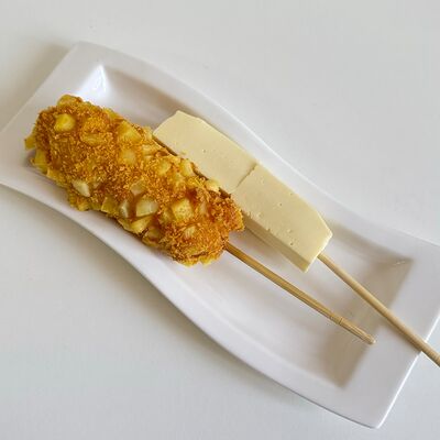 Корн-дог Моцарелла с картошкой фри в Corn dog dagestan по цене 280 ₽