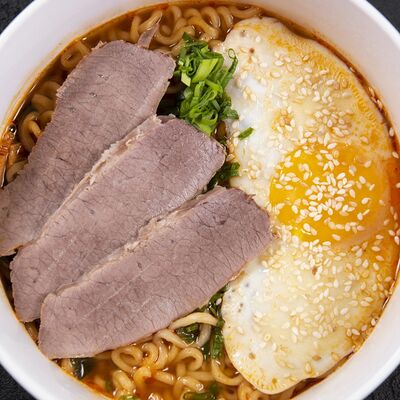 Рамен корейский Сокоги с говядиной в Soju по цене 760 ₽