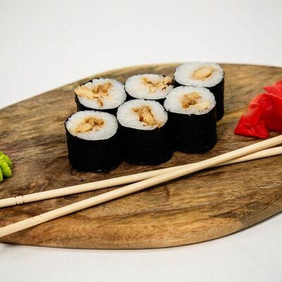 Маки с курицей терияки Сушими в Сушими по цене 250 ₽