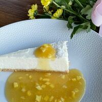 Кокосовый чизкейк с ананасами в More More