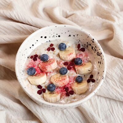 Каша овсяная Банан и голубика в KOKK по цене 490 ₽