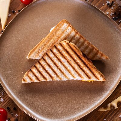 Тост с ветчиной и сыром в Адельфия по цене 220 ₽