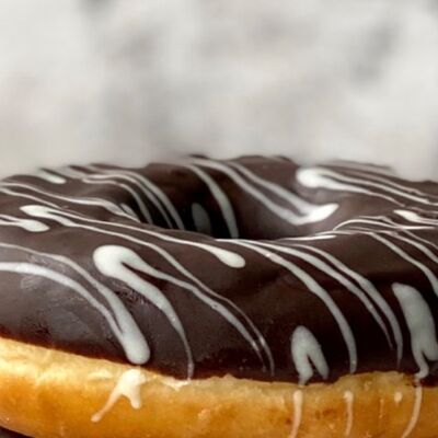 Донат Шоколад с шоколадной начинкой в Кофейня Мокко по цене 200 ₽