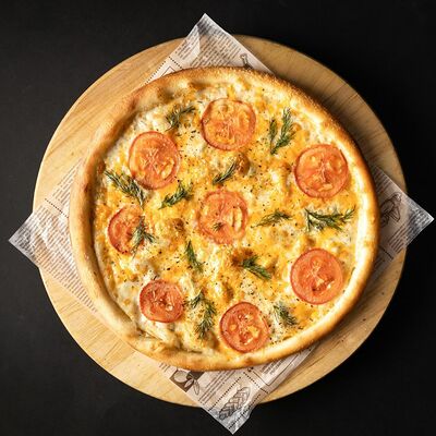 Пицца Сырная в Wasabi по цене 732 ₽