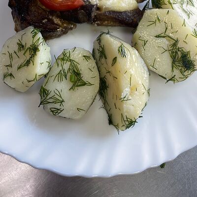 Картофель отварной с зеленьюв КГБ как готовит бабушка по цене 199 ₽