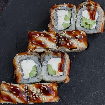 Роллы Филадельфия с угрем в Хорошие руки - Роллы по цене 1050 ₽