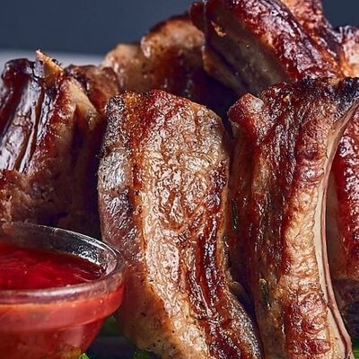 Свиные ребра в фирменном соусе в KAIF по цене 680 ₽