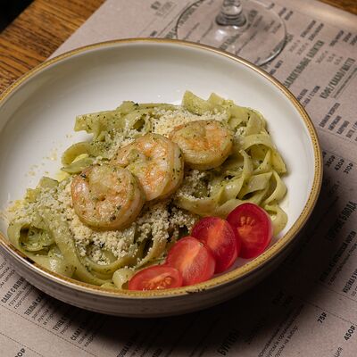 Креветки и песто в Уголёк по цене 650 ₽