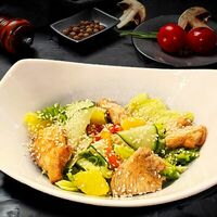 Салат с курицей в медово-горчичном соусев Forge