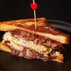 Сэндвич Бекон-яйцо в Rogulevs Burgers по цене 440