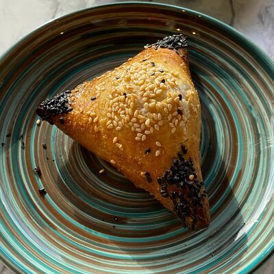 Самса с телятиной в Чайхана Азия Базар по цене 89