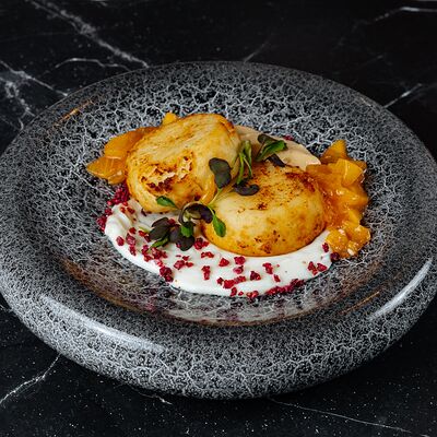 Сырники с с фисташковым кремомв Бумбараш по цене 620 ₽