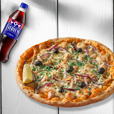 Пицца Ди маре и Evervess кола в Перчини по цене 1320 ₽