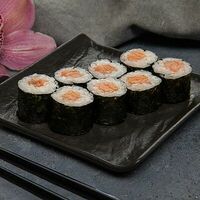 Маки с лососем в Суши Well