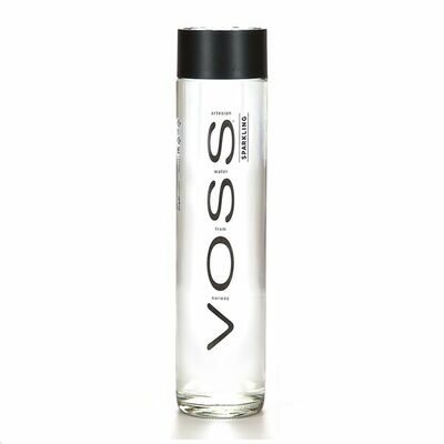 Вода питьевая газированная Voss Норвегия в Азбука Вкуса Экспресс Меню по цене 664 ₽