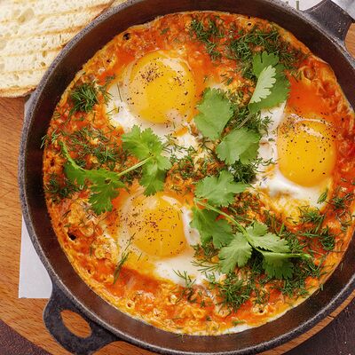 Шакшука с говядиной в Сандуны Урал по цене 730 ₽