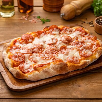 Мини-пеперони в Pizza 33 cm по цене 350 ₽