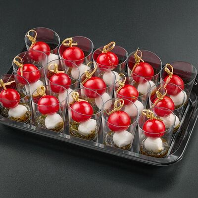 Канапе Капрезе в Holiday Keytering по цене 2390 ₽