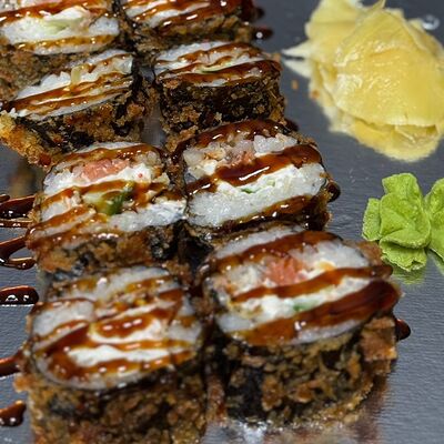 Ролл темпура с лососем в Habits Berger по цене 1109 ₽