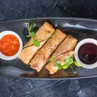 Мясные спринг-роллы в BonoBo