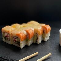 Ролл Запеченная Филадельфия Премиум в PANDA SUSHI