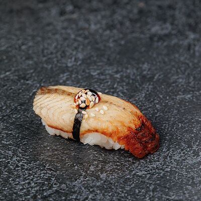 Суши с угрём в Суши скат по цене 250 ₽