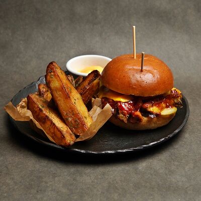 Рёбра-бургер Мы же на ты в Мы Же На Ты по цене 1150 ₽