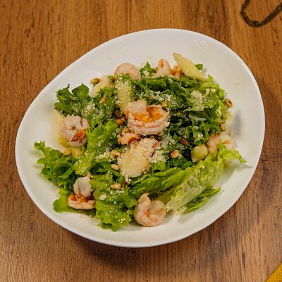Салат с креветкой и грушей в Косой переулок по цене 539 ₽