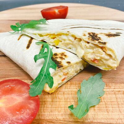 Кесадилья с курицей в Caramel по цене 280 ₽