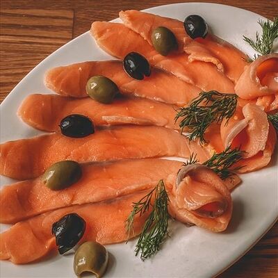 Сёмга шеф-посола в Соль & Перец по цене 697 ₽