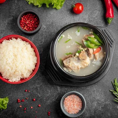 Суп из говяжьих рёбер в Корё по цене 870 ₽