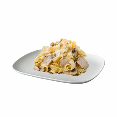 Паста фетучини со свининой и грибами в Суши пицца бургер по цене 441 ₽