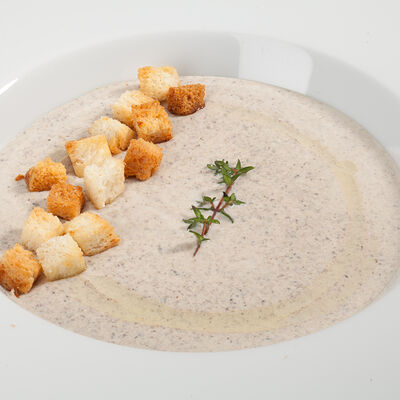 Крем-суп из лесных грибов в Il Canto по цене 630 ₽