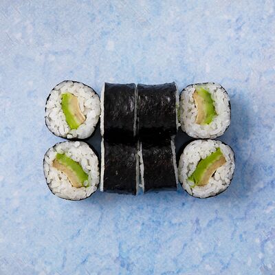 Мини ролл с авокадо в Rocky Rolls - японская кухня по цене 199 ₽