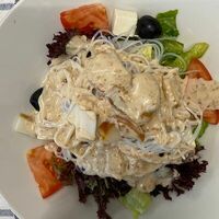 Салат с фунчозой и кальмаром в Кухня