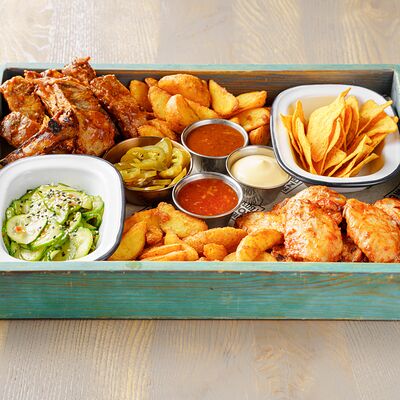 Сет Гастрономический в Friend Zone Гвоздь по цене 2367 ₽