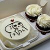 Набор бенто-торт Кусь любви и два капкейка в Кондитерская Cakesmile по цене 3890