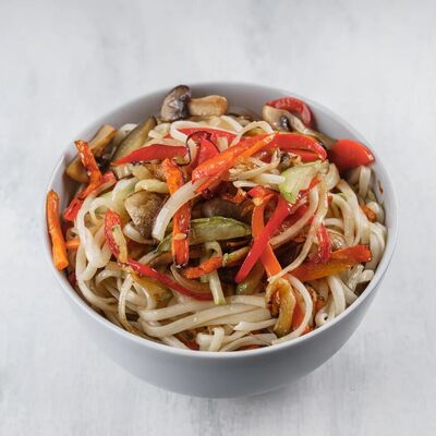 Удон с овощами в Yummy yummy по цене 190 ₽