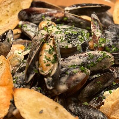 Мидии в сливочном соусе в Trattoria Siesta по цене 1150 ₽