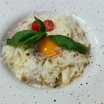Спагетти Карбонара в Столовая по цене 554 ₽