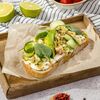 Брускетта с авокадо и морепродуктами в Kumpan по цене 690