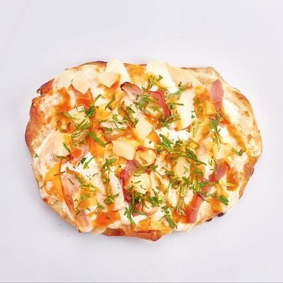 Маленькая пицца Ананас & Бекон & Курица в Pizza Point по цене 630 ₽